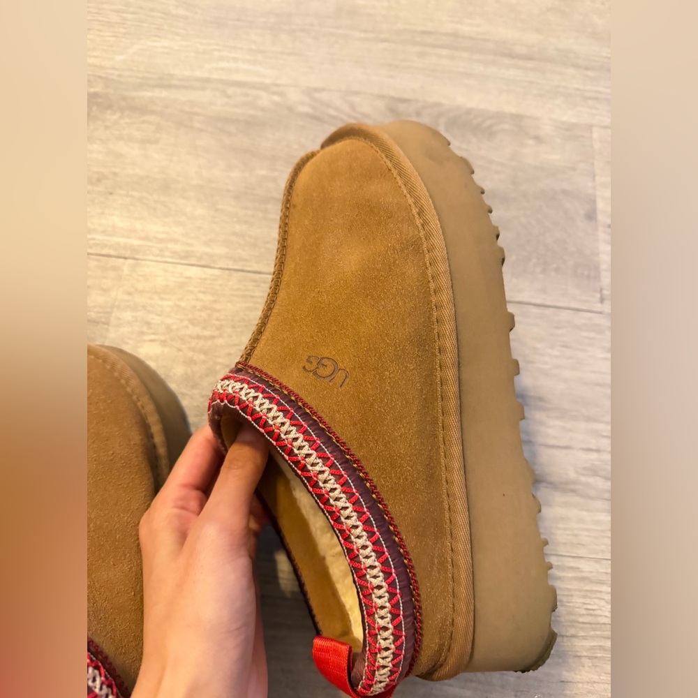 UGG Tasman in Brown and Red - Picture 4 of 9